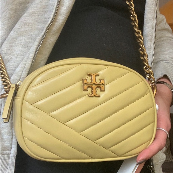 SOLD⛔️Authentic TORY BURCH Quilted leather logo zip top Crosby - Picture 12 of 16